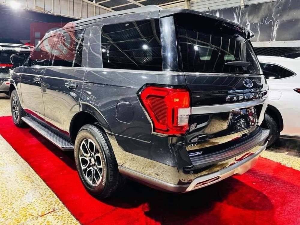 Ford Expedition